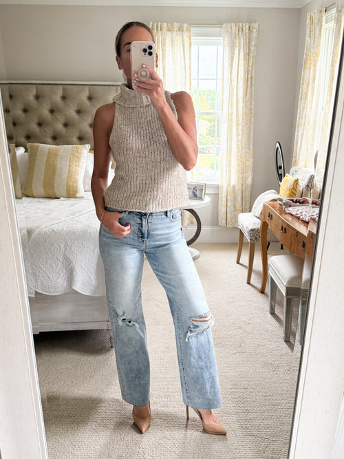 Sadie and Sage Sleevless Turtleneck