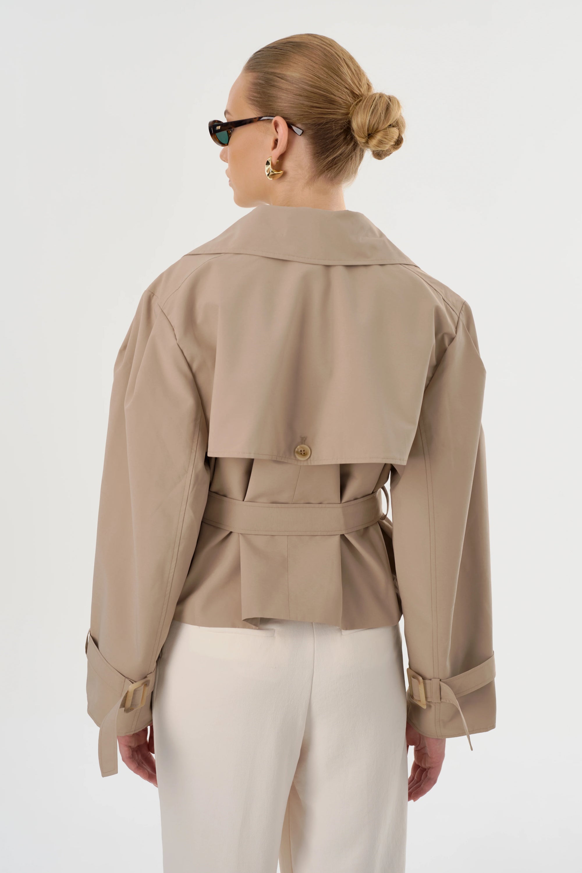 LaMarque Quinn Cropped Trench Coat