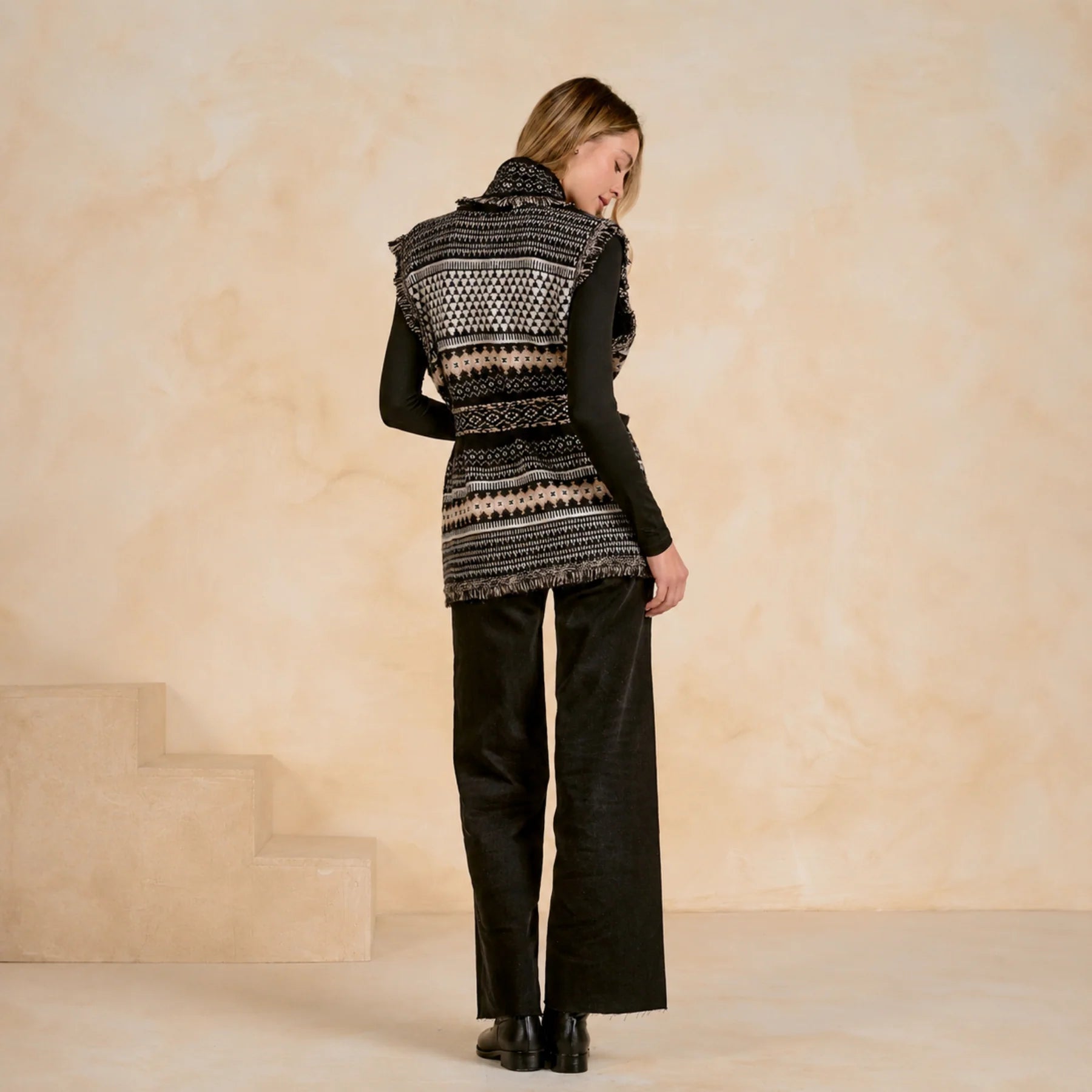 Elan Printed Sleevless Cardigan
